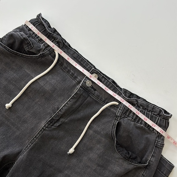 Women's Black High Rise Wide Leg Jeans - Picture 10 of 13